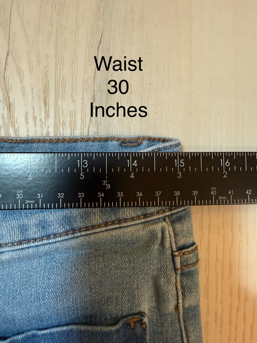 Time&Tru Women’s Denim High Rise Flare Jeans with Front Patch Pockets, Size 10 - Picture 5 of 7